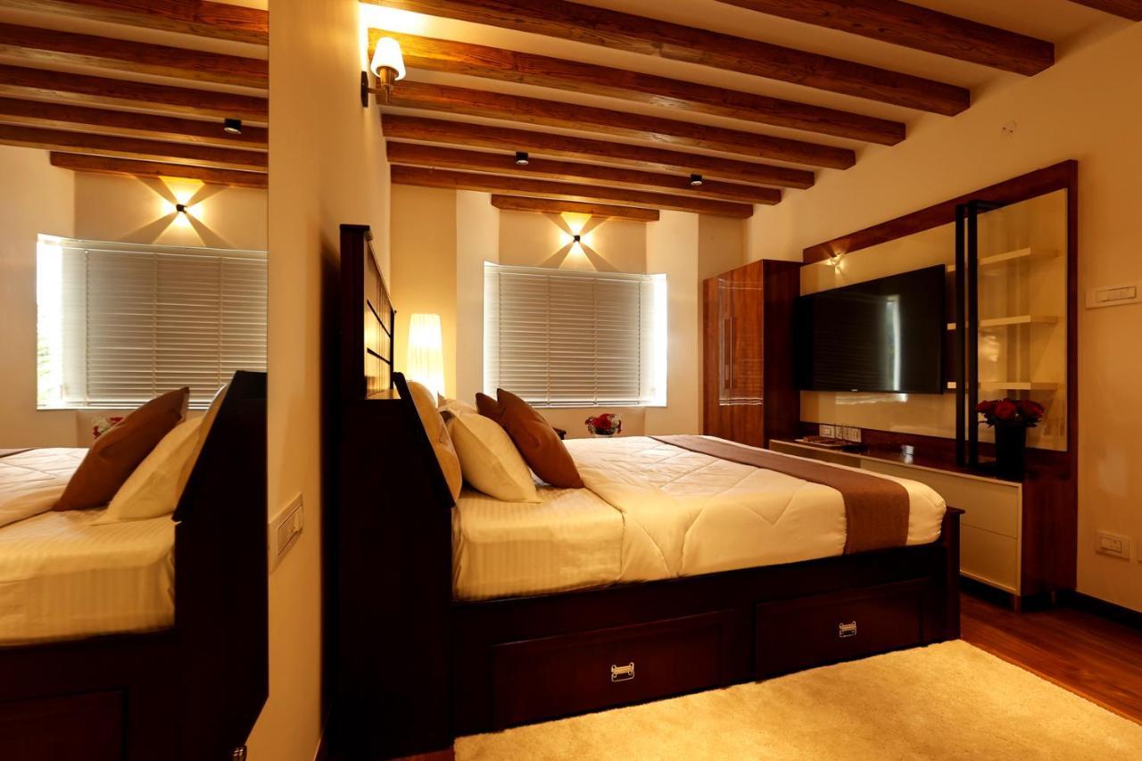 Green Wood Hill Cottage อูตี ภายนอก รูปภาพ