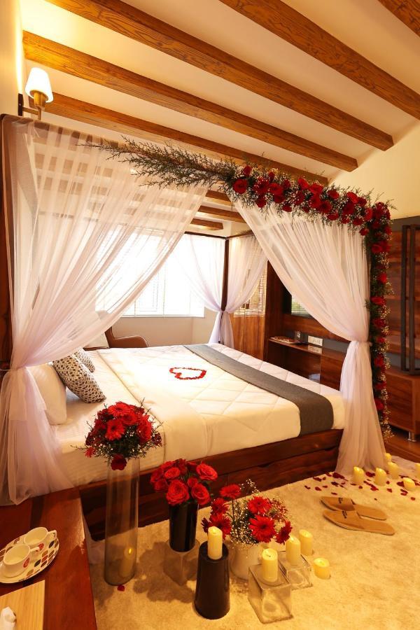 Green Wood Hill Cottage อูตี ภายนอก รูปภาพ