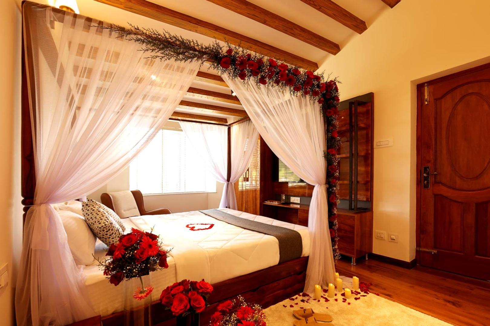 Green Wood Hill Cottage อูตี ภายนอก รูปภาพ